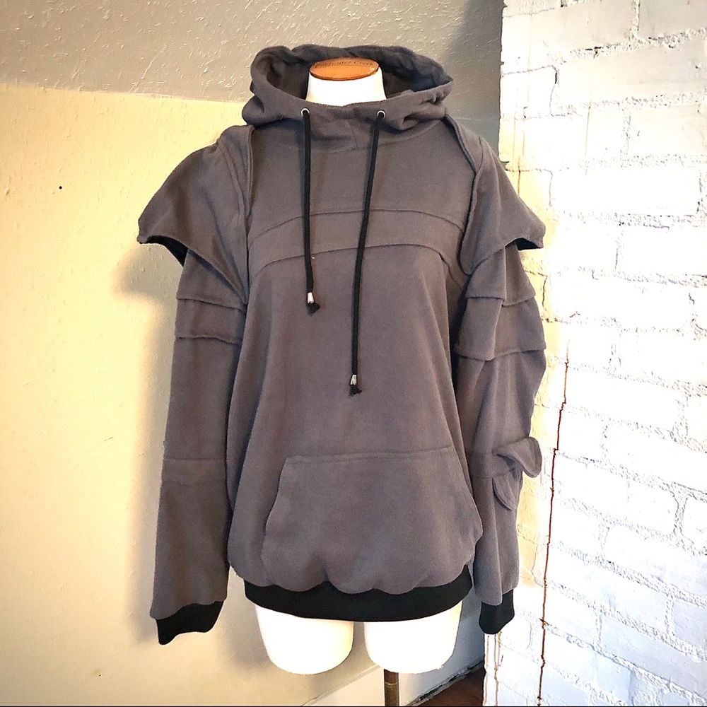 Unisex uniq gray detailed hoodie with front pouch